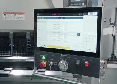 éç¨äºæ´æçï¼æ´æä½¿ç¨çå¤§åæä½æ¾ç¤ºå±åæ¯æ´ä½ä¸äººåæä½çç¨æ·çé¢